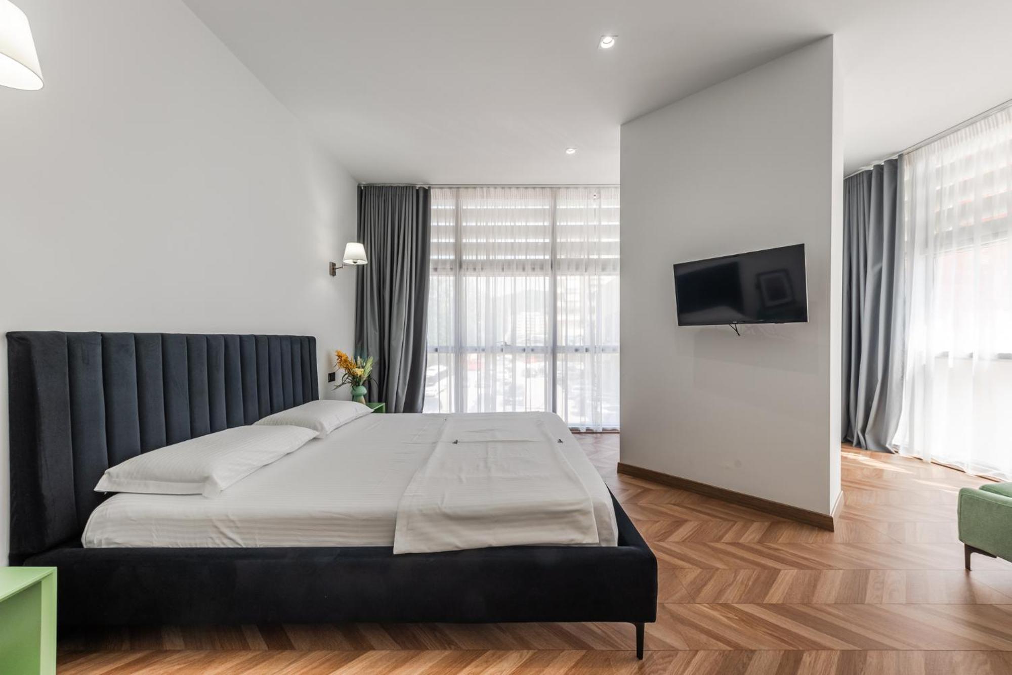Polifonia City Loft By Kondo Stays Vlorë Εξωτερικό φωτογραφία